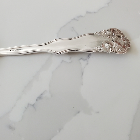 Wm Rogers BERWICK Diana 1904 International cold meat serving fork 8 3/4 inch - Picture 5 of 9